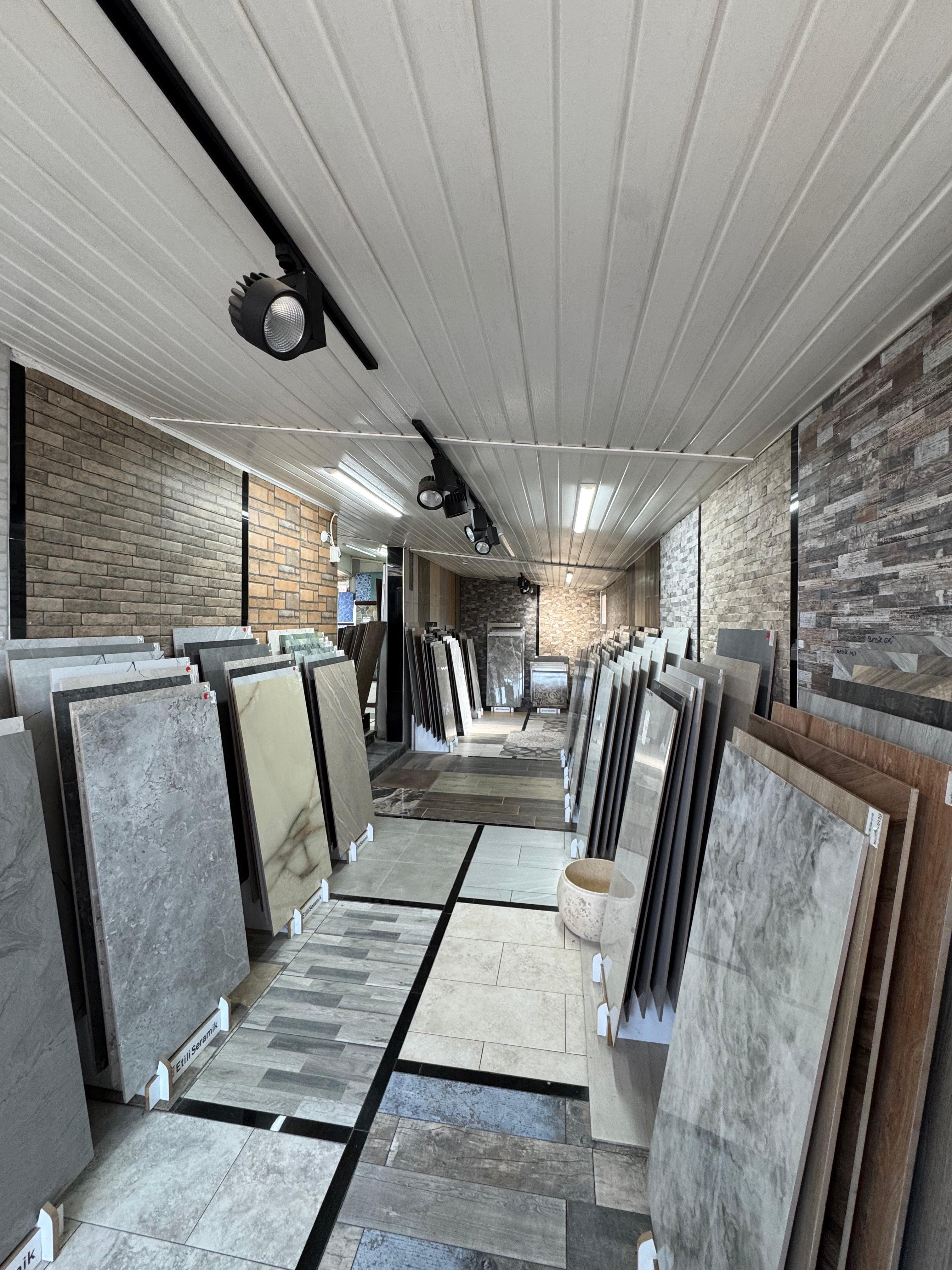 Showroom image 3